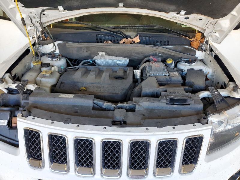 2016 Jeep Compass — VIN 1C4NJDBB2GD741925, şəkil 12