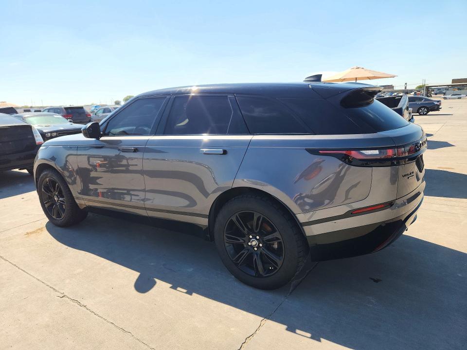 SALYB2RXXJA733265 2018 Land Rover Range Rover photo no. 2