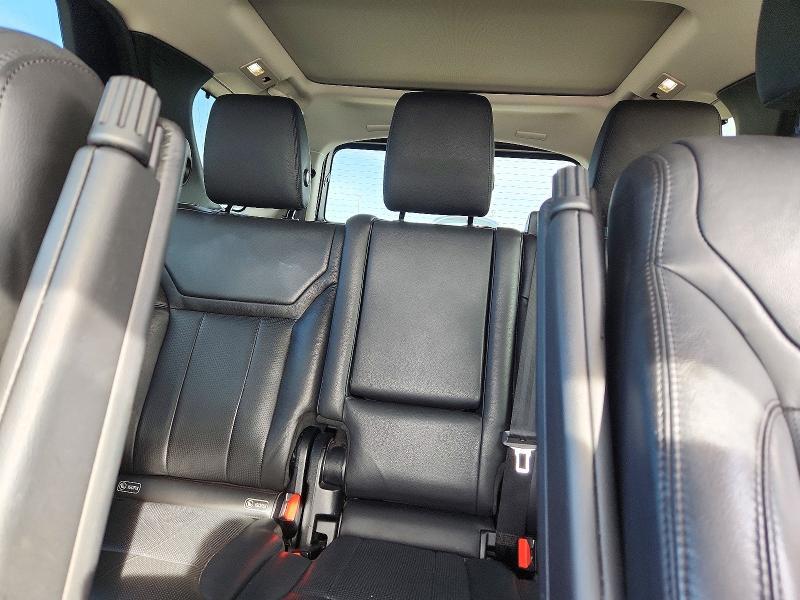 SALRG2RV0JA048633 2018 Land Rover Discovery photo no. 17