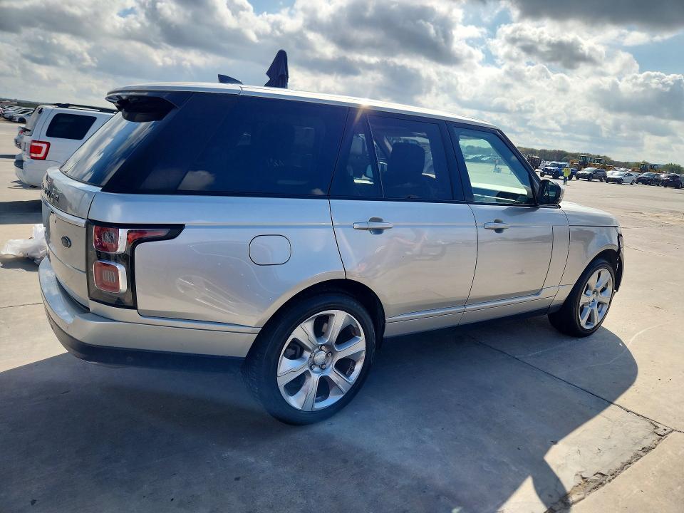 SALGS2RE7JA500972 2018 Land Rover Range Rover photo no. 3