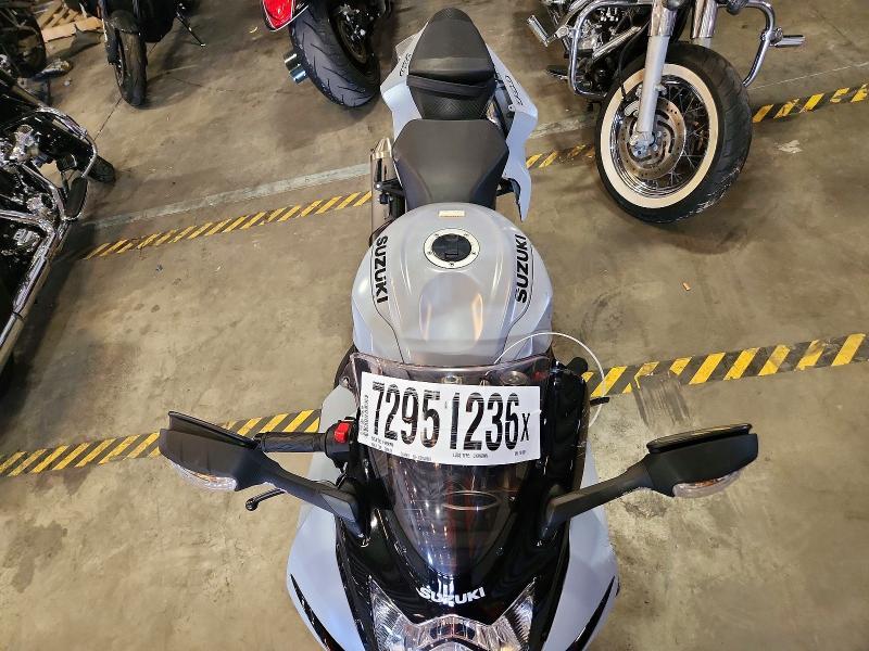 JS1GR7MA7P7101080 2023 Suzuki GSX-R750 photo no. 5