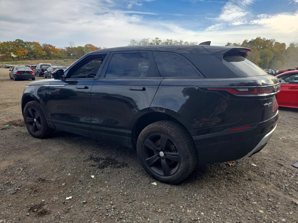 2018 Land Rover Range Rover — VIN SALYB2RV5JA719014, фото 2