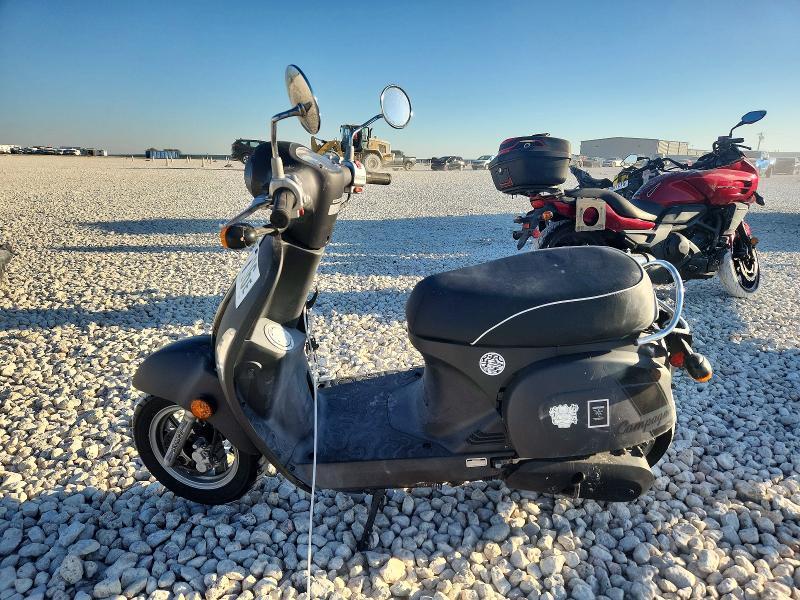 RFBG1G100JB220458 2018 Kymco Usa Inc Compagno photo no. 3