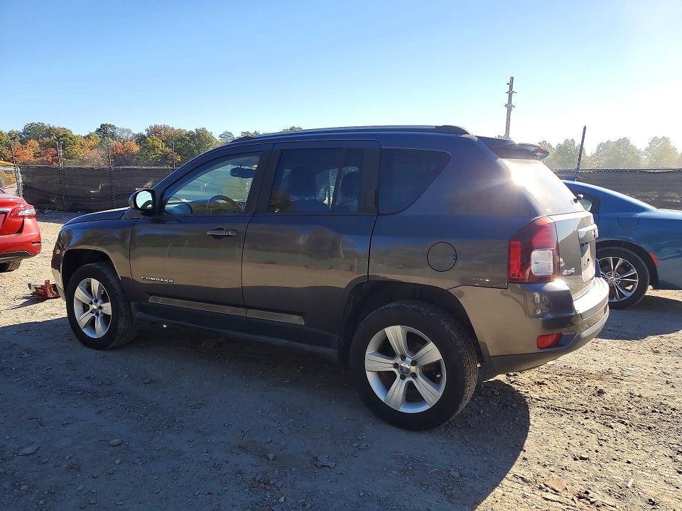 2016 Jeep Compass — VIN 1C4NJDBB1GD657174, şəkil 2