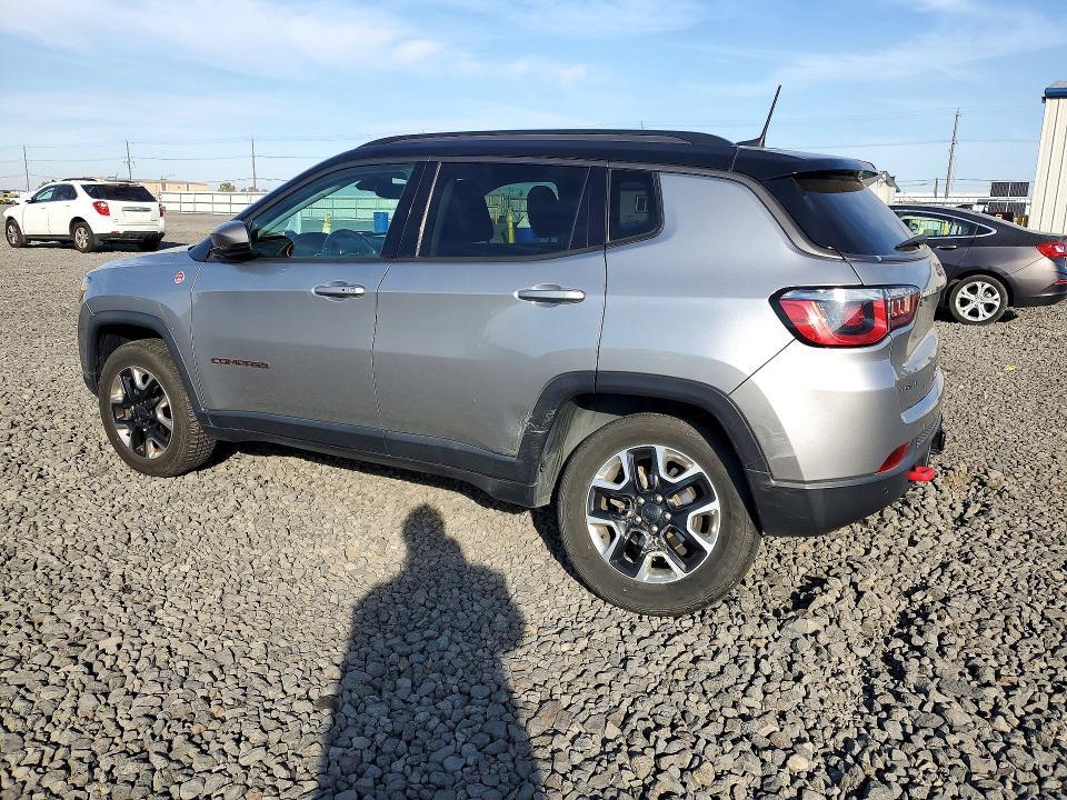 2017 Jeep Compass — VIN 3C4NJDDB7HT689121, şəkil 2