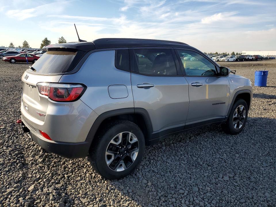 2017 Jeep Compass — VIN 3C4NJDDB7HT689121, şəkil 3