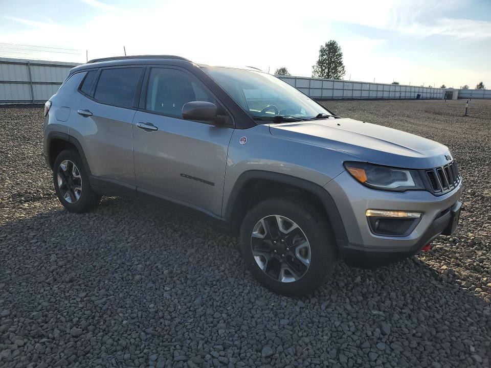 2017 Jeep Compass — VIN 3C4NJDDB7HT689121, şəkil 4