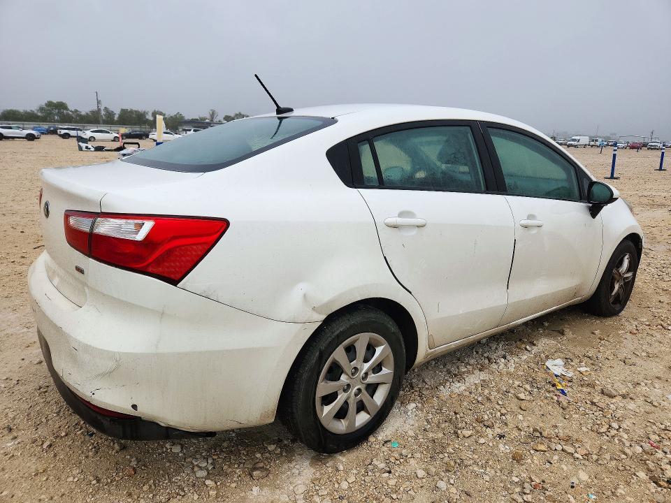 2017 KIA Rio — VIN KNADM4A3XH6015536, фото 3