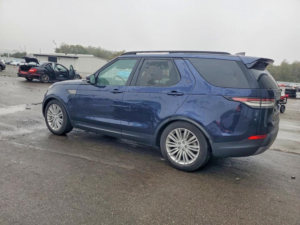 SALRGBBV2HA036097 2017 Land Rover Discovery photo no. 2
