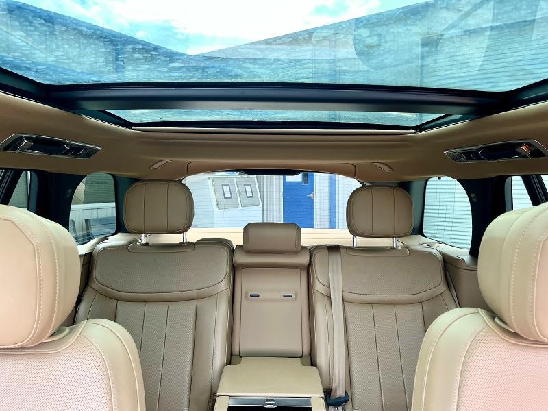 2023 Land Rover Range Rover — VIN SALKP9E70PA076894, фото 10