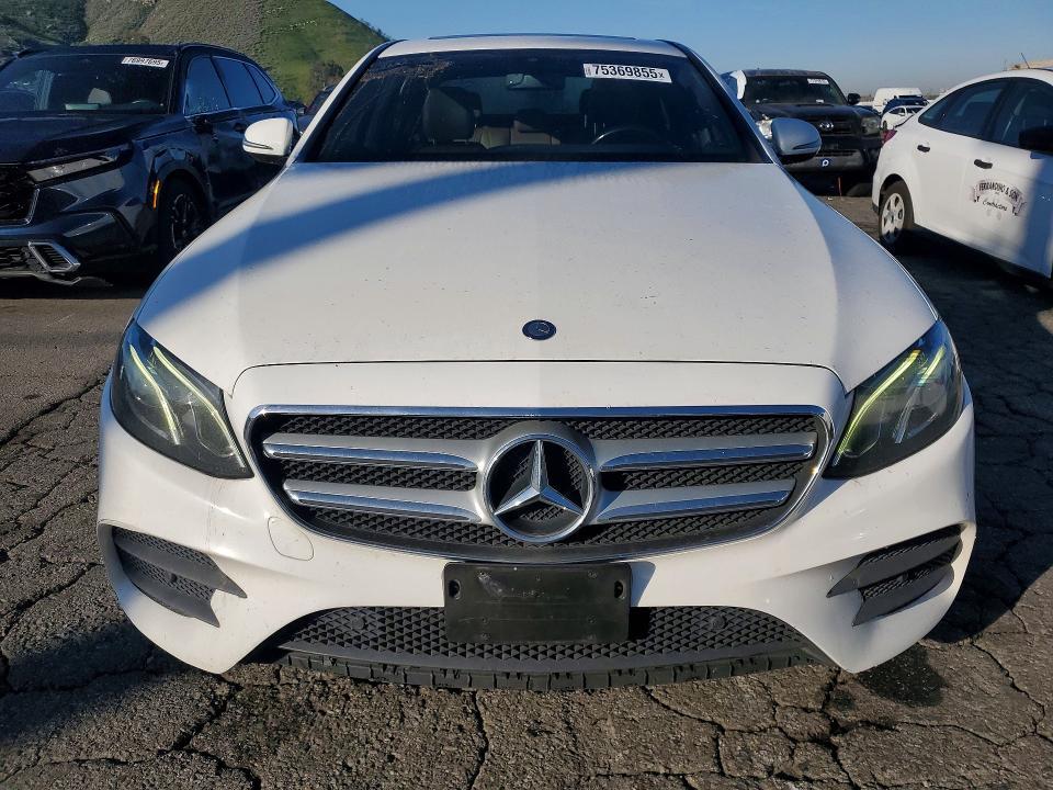 WDDZF4KB8HA098329 2017 Mercedes-Benz E-Class photo no. 5