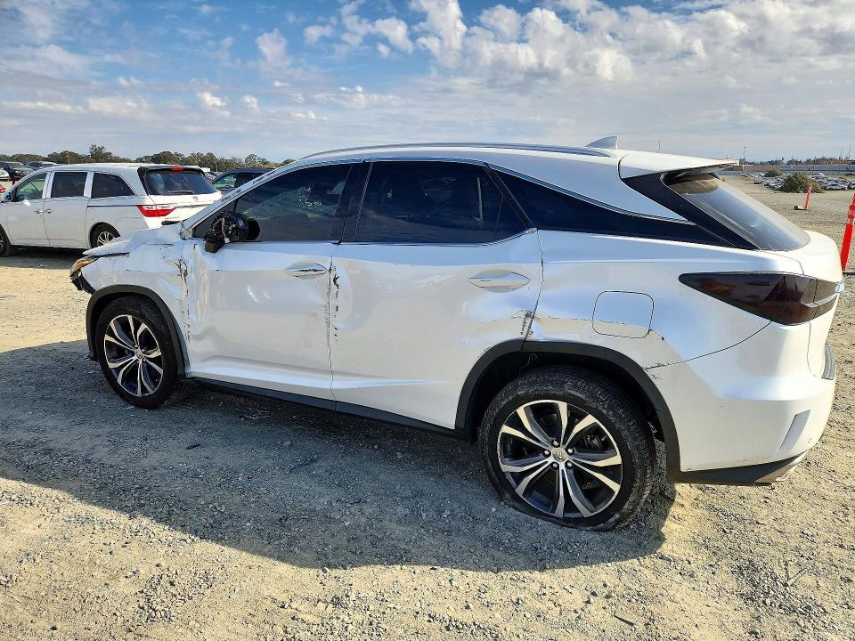 2017 Lexus RX — VIN JTJBZMCA6H2028649, фото 2