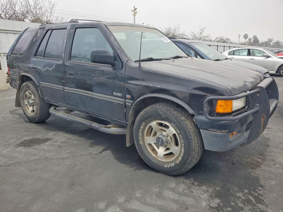 4S2CM58V0V4302679 1997 Isuzu Rodeo photo no. 4