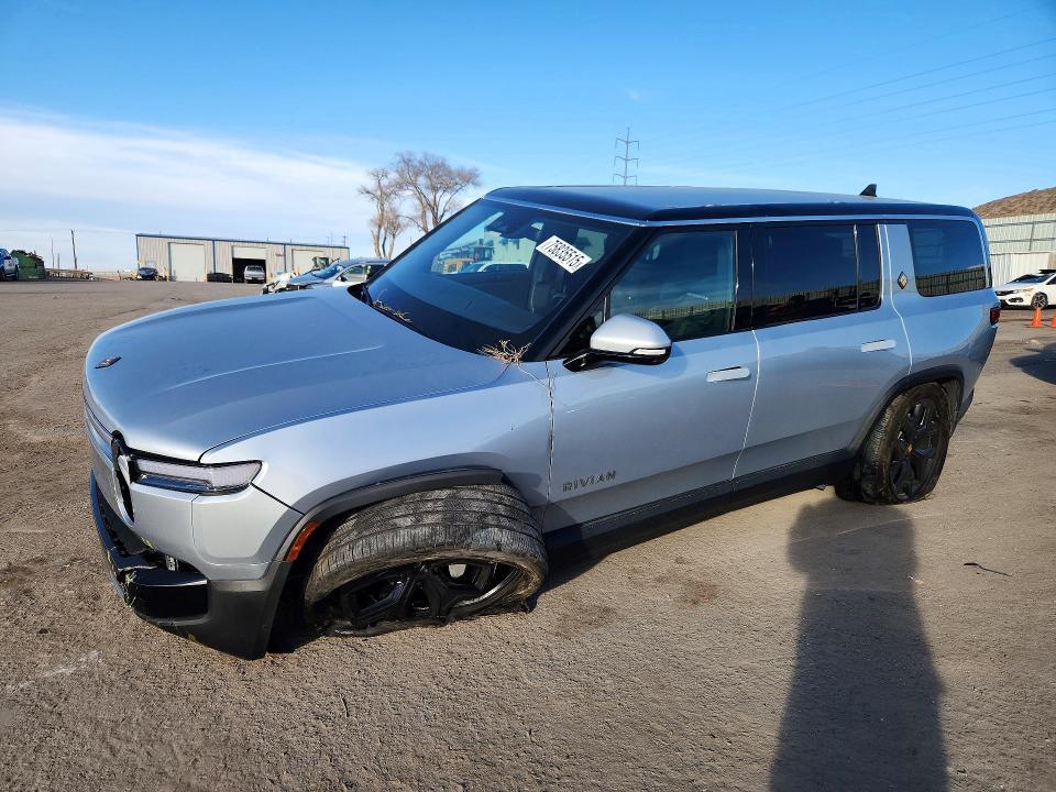 7PDSGBBA1SN064469 2025 Rivian R1S photo no. 1