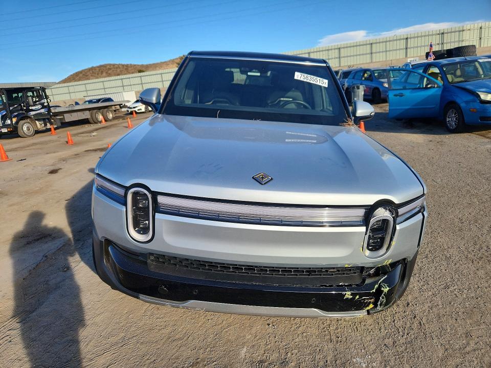 7PDSGBBA1SN064469 2025 Rivian R1S photo no. 5
