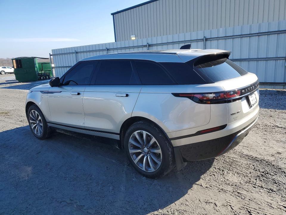 SALYL2RX1JA736889 2018 Land Rover Range Rover photo no. 2