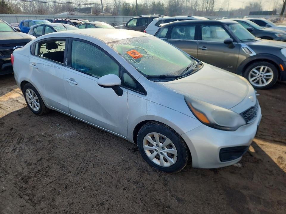 KNADM4A39E6357264 2014 KIA Rio photo no. 4