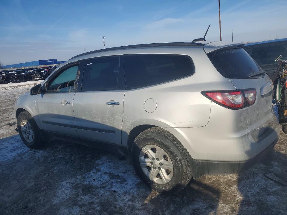 1GNKVFED1HJ200049 2017 Chevrolet Traverse photo no. 2
