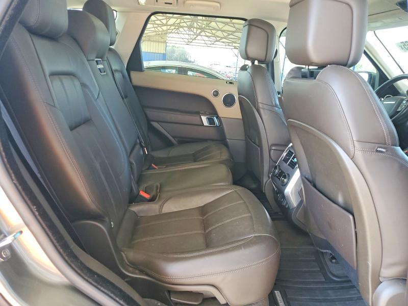 SALWR2RVXJA800092 2018 Land Rover Range Rover photo no. 10