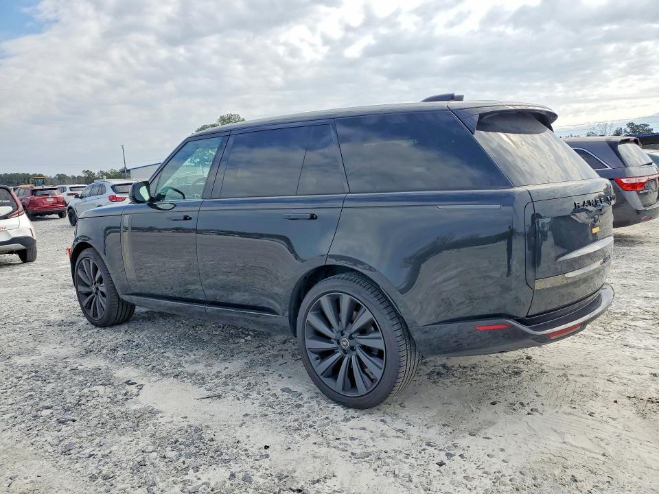 SALKZBF9XRA214400 2024 Land Rover Range Rover photo no. 2