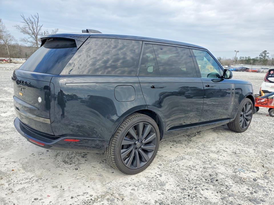 SALKZBF9XRA214400 2024 Land Rover Range Rover photo no. 3