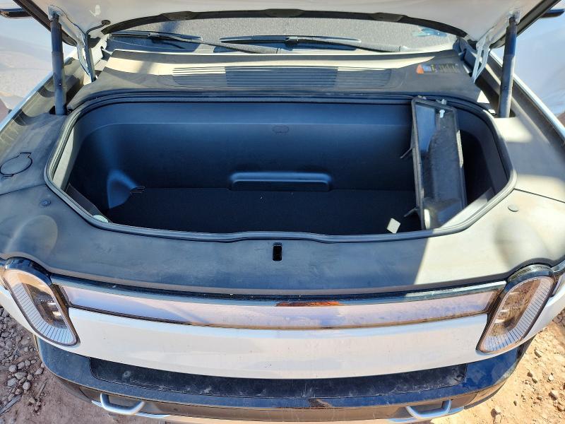 7PDSGABA7RN036714 2024 Rivian R1S photo no. 12