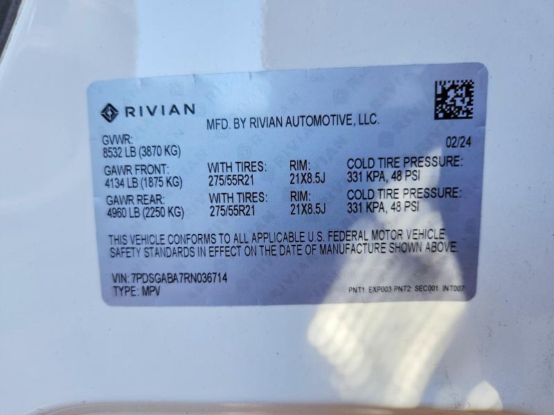 7PDSGABA7RN036714 2024 Rivian R1S photo no. 13