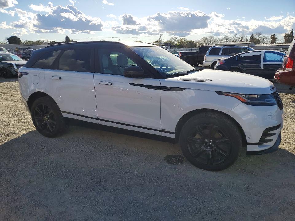 SALYL2EX5KA217920 2019 Land Rover Range Rover photo no. 4