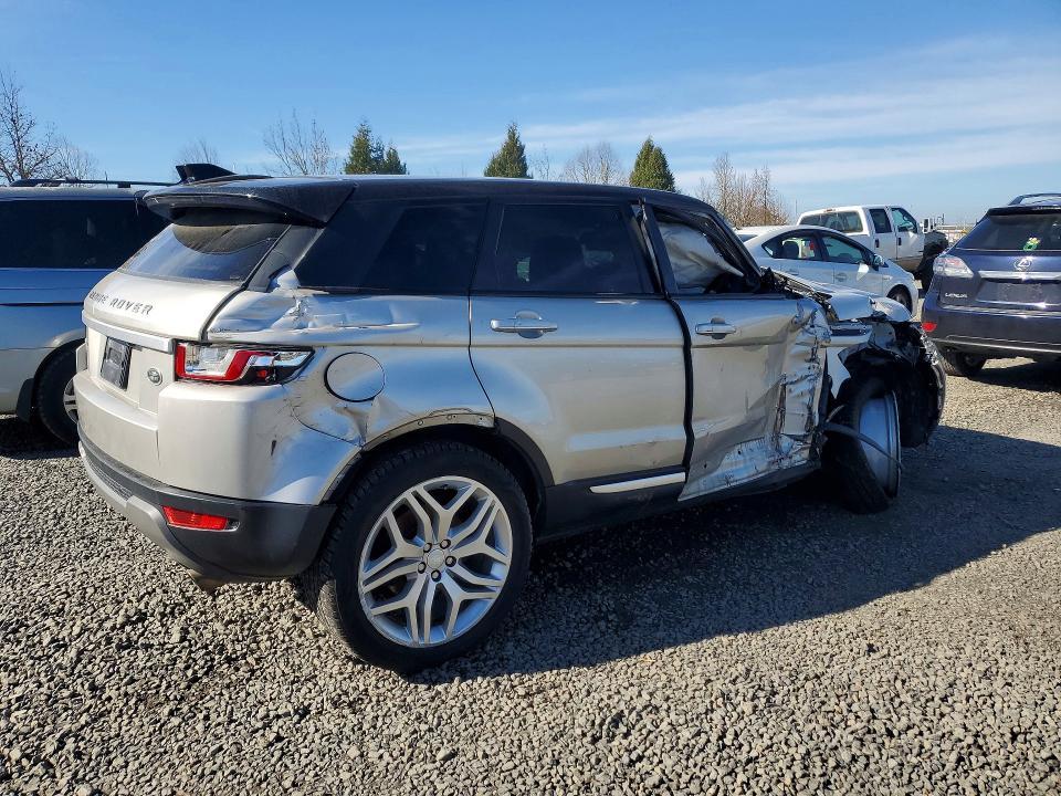 SALVR2BG9HH195832 2017 Land Rover Range Rover photo no. 3