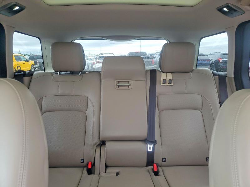 SALGS2SVXJA503889 2018 Land Rover Range Rover photo no. 10