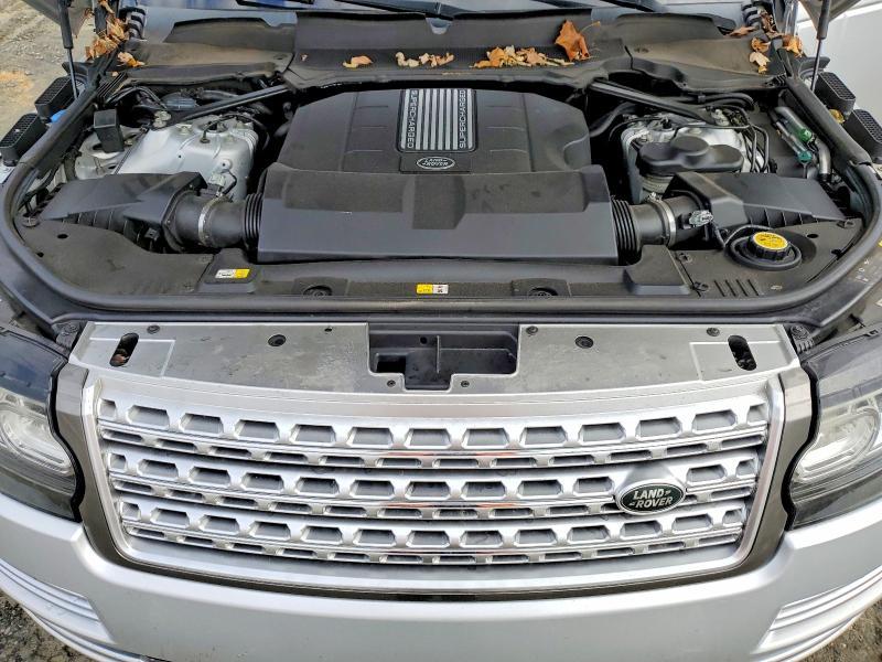 SALGV5FE0HA352963 2017 Land Rover Range Rover photo no. 12