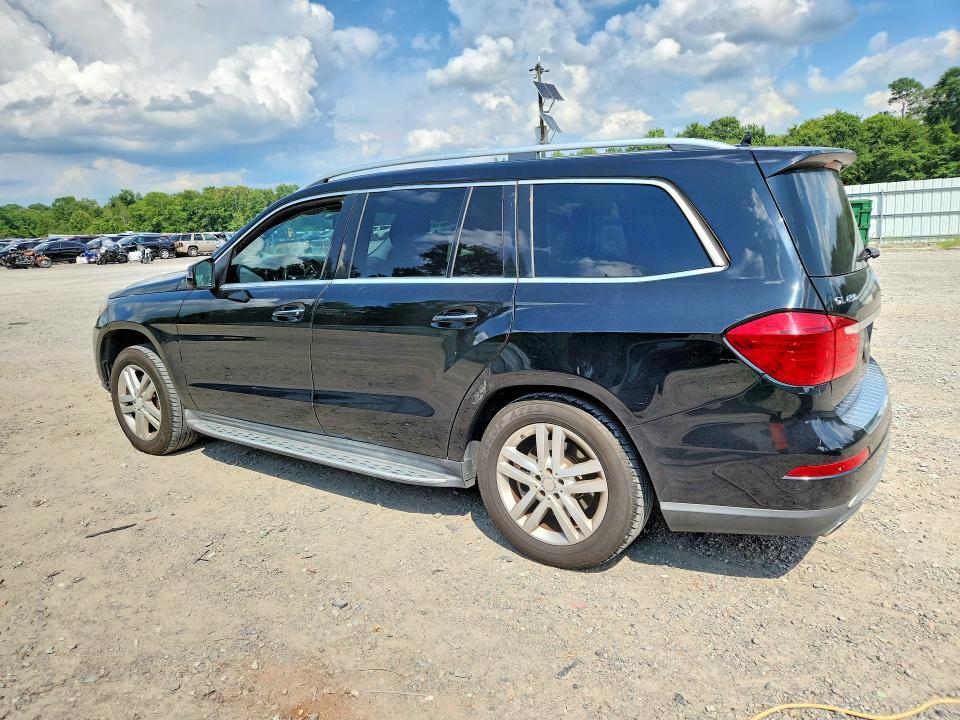 4JGDF6EE2GA709777 2016 Mercedes-Benz GL-Class photo no. 2