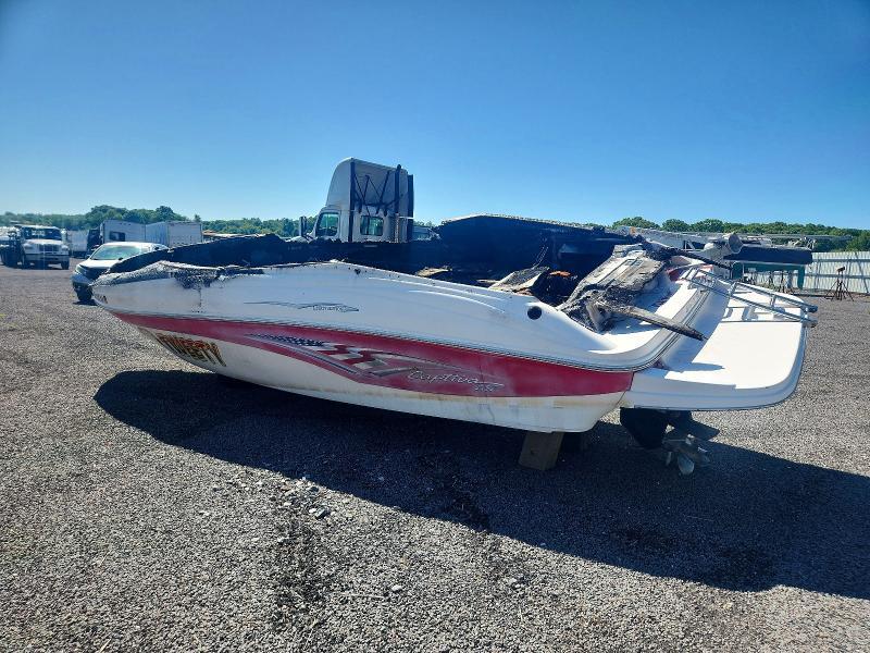 RNK75964C404 2004 Rinker BOAT photo no. 3