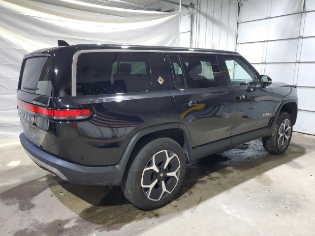 7PDSGABAXPN021332 2023 Rivian R1S photo no. 3