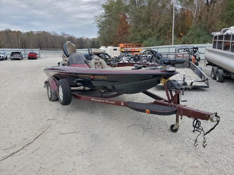 RNG7F162L304 2004 Ranger Boat BOAT photo no. 2