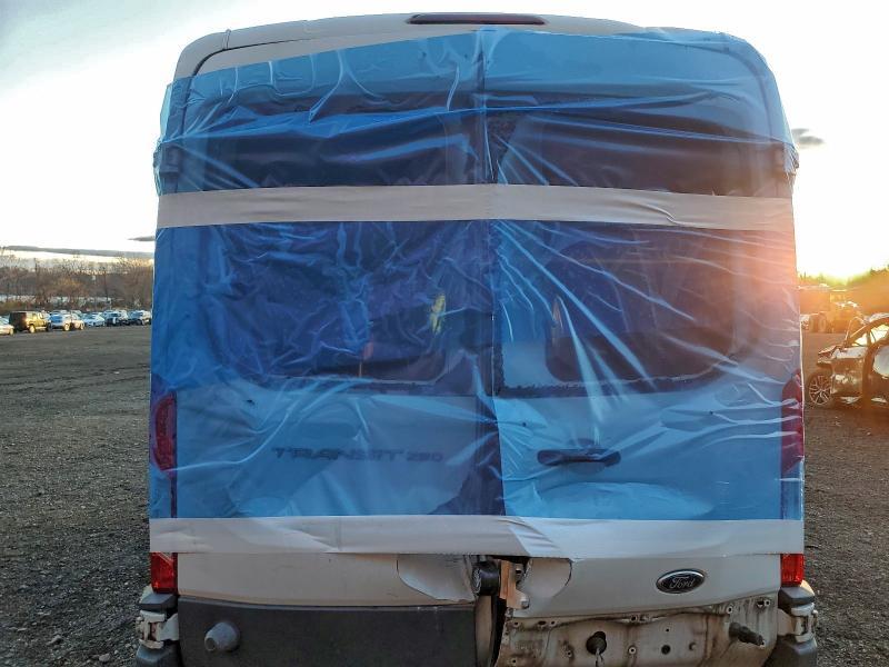 2017 Ford Transit — VIN 1FTYR2CM0HKA48827, şəkil 10