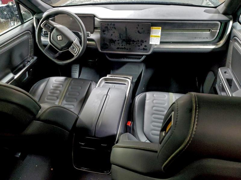 7PDSGFBA3TN084344 2026 Rivian R1S photo no. 8